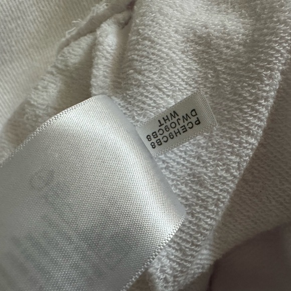 DKNY sweatshirt - Picture 7 of 7